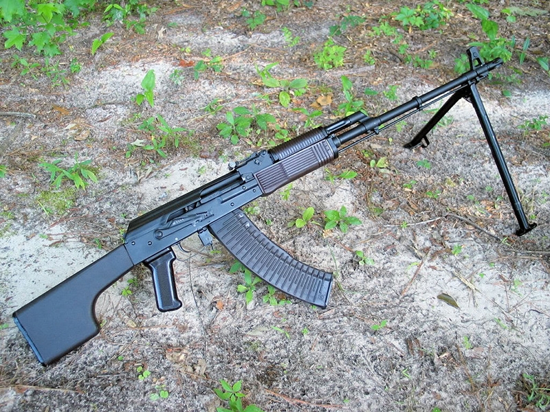 
		卡拉什尼科夫轻机枪 RPK-74 弹药筒口径 5,45 毫米