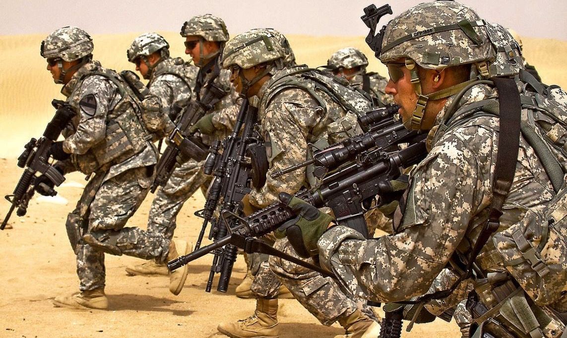 Эксперт: Вашингтон выводит из Ирака сотрудников ЧВК