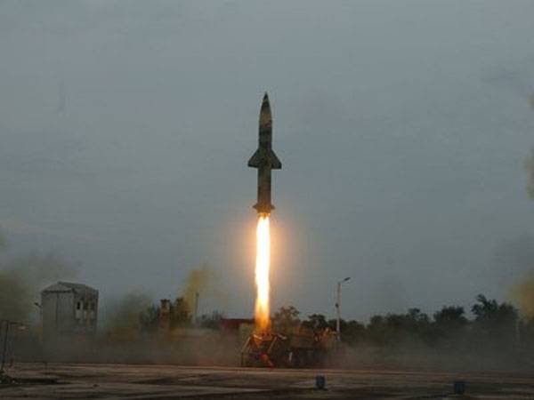 Индия провела очередное ракетное испытание. Теперь - Prithvi-II