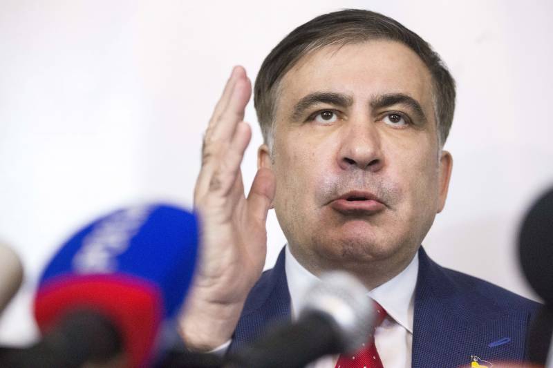 Саакашвили назвал генпрокурора Украины «умственно ограниченным» и пообещал вернуться