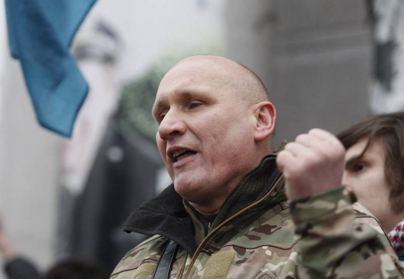 Лидер националистов пообещал и дальше «громить российские объекты в Киеве»