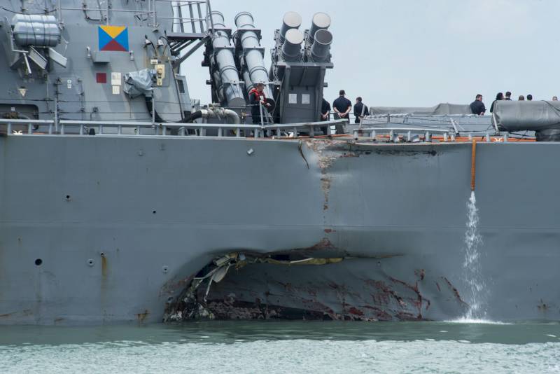 В Сингапуре рассказали о причинах инцидента с эсминцем «Джон Маккейн»