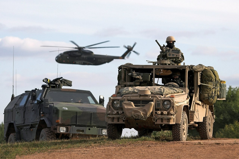НАТО планирует проведение масштабных учений у границ России