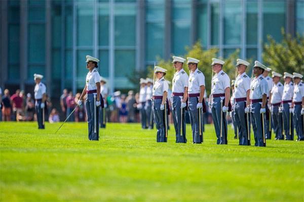 Названа дата проведения первого за 27 лет военного парада в Вашингтоне