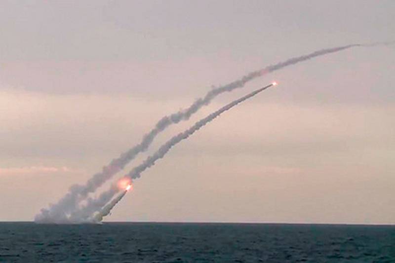 Корабли ВМФ России приготовились к ракетным стрельбам у побережья Сирии