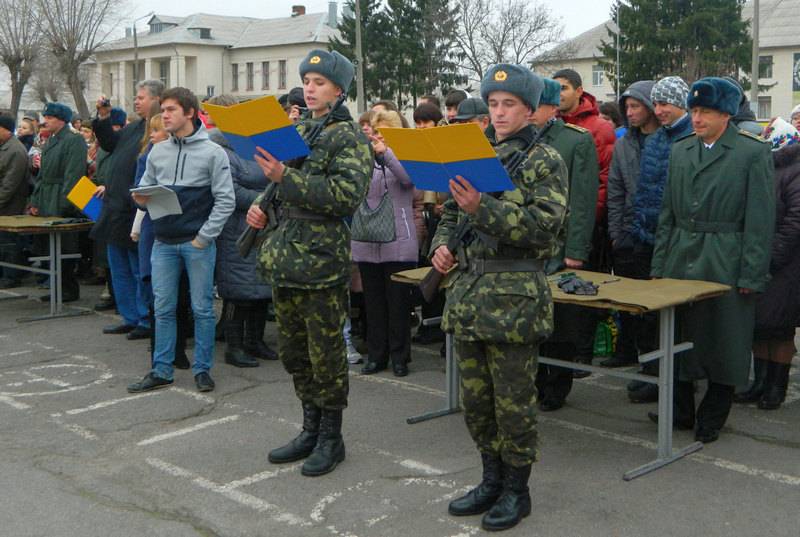 На Украине в полтора раза увеличили количество призывников на срочную службу