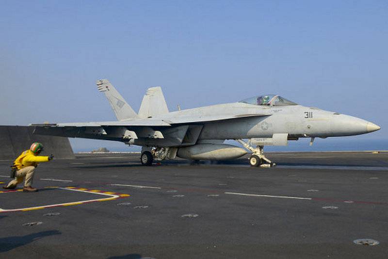 США начинают программу модернизации F/A-18E/F Super Hornet