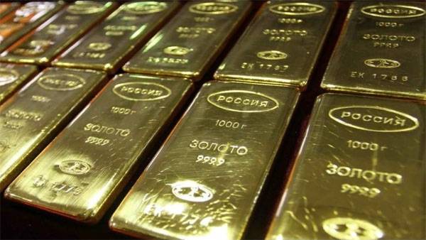Заживём?.. Золотовалютные резервы РФ выросли на 100 млрд долларов за 2 года