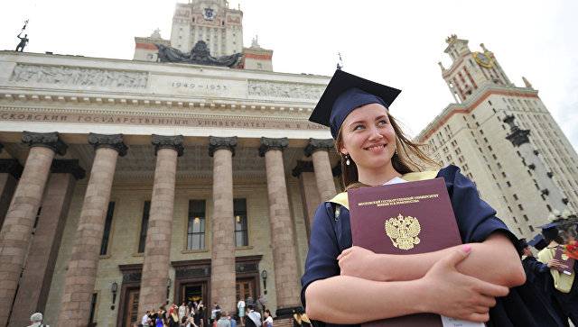 Где учиться "золотой молодёжи"?.. Лондон выдавливает россиян из образования