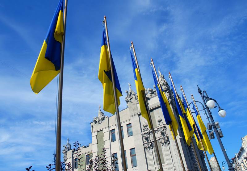 Как избежать дефолта на Украине? Эксперты рассказали