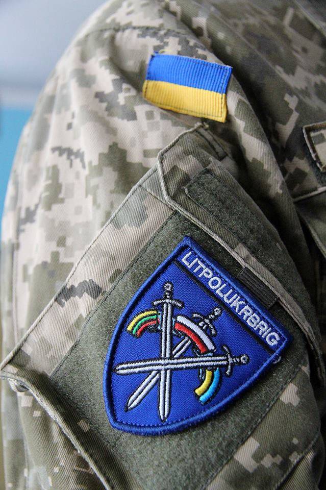 Цветовая дифференциация штанов. Украинскую армию решили перекрасить для НАТО