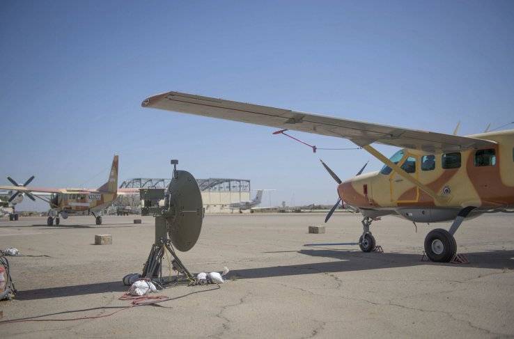 Американская помощь: самолеты RC-208 в Африке