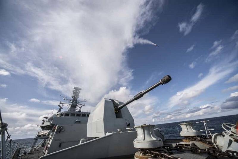 ВМС Британии приняли на вооружение новую корабельную систему ПВО