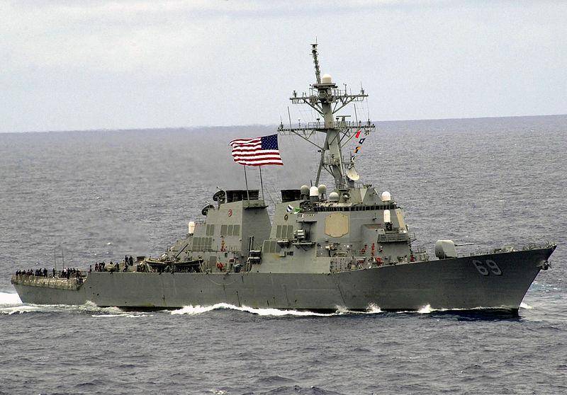 Усиливаются. На базу 7-го флота ВМС США прибыл эсминец USS Milius DDG-69