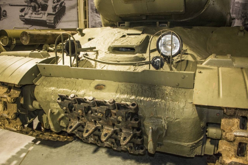 Victory weapons. Tank IS-2: inside and outside 