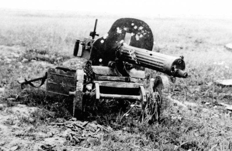 
		Станковый пулемет Максим патрон калибр 7,62 мм