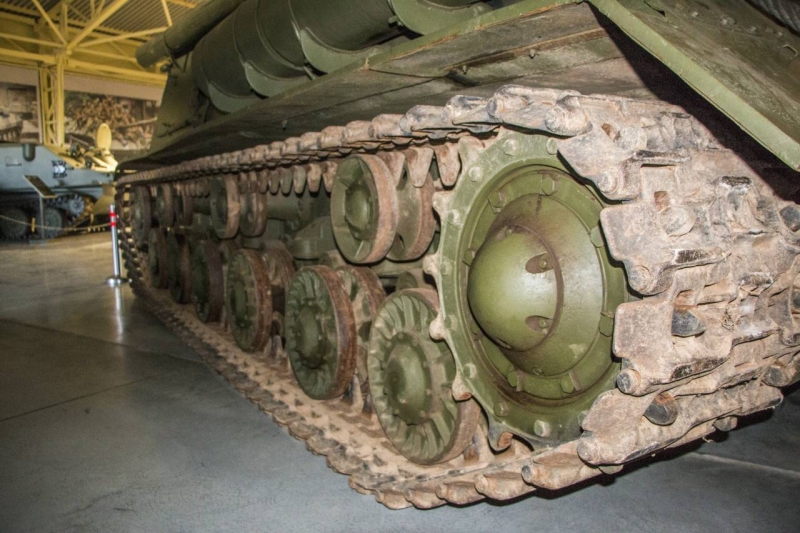 Рассказы о вооружении: самоходная артустановка ИСУ-152 