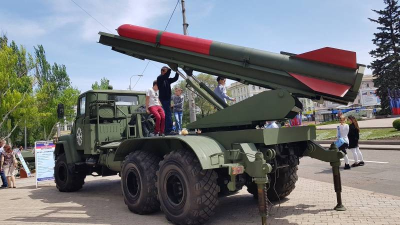 ДНР продемонстрировала ракетную систему «Снежинка» в действии