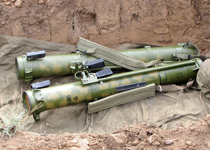 
		RPO «Abejorro» - Lanzallamas de infantería a reacción calibre 93 mm