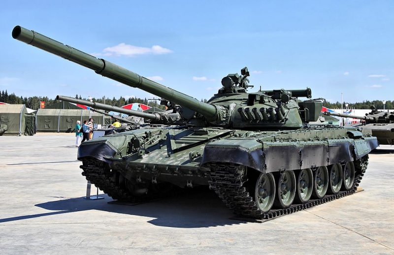  坦克 T-72 TTX, 视频, 一张照片, 速度, 盔甲