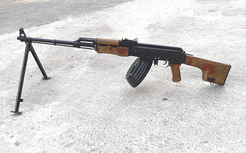 
		Mitrailleuse légère Kalachnikov Cartouche RPK calibre 7,62 mm