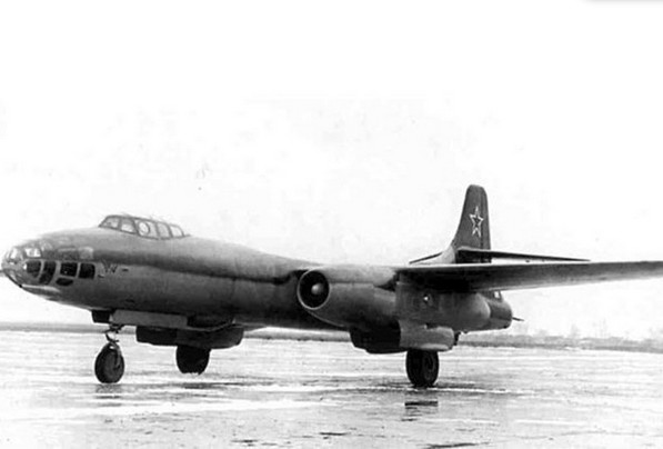  Ту-14 Двигатель. Вес. История. Дальность полета. Практический потолок