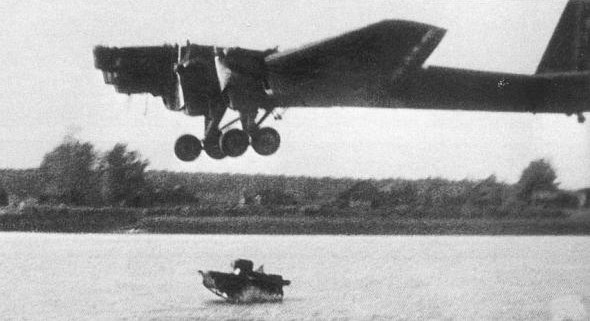  飞机 TB-3 (ANT-6) 方面. 引擎. 重量. 历史. 飞行范围