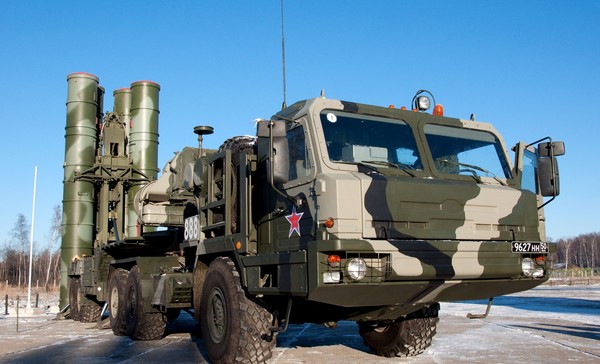 
		S-400 & quot; Triumph" (40R6) - anti-aircraft missile system