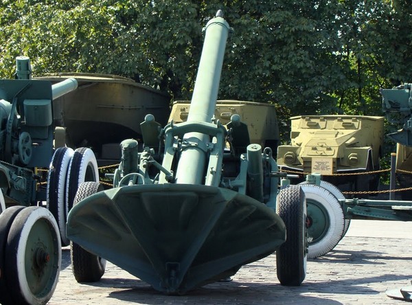 
		M-240 - 迫击炮口径 240 毫米
