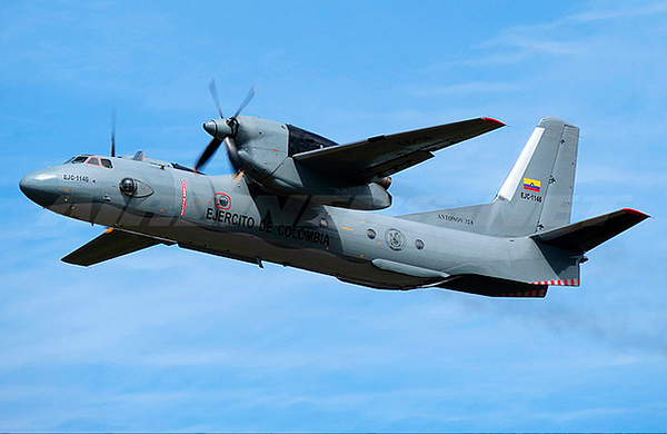  An-32 发动机. 重量. 历史. 飞行范围. 实用的天花板