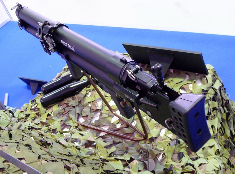 
		DP-64 «Pas du tout» - lance-grenades anti-sabotage à double canon