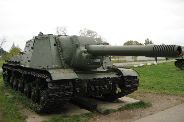 
		САУ СУ-152 "Зверобой" - самоходно-артиллерийская установка калибр 152-мм