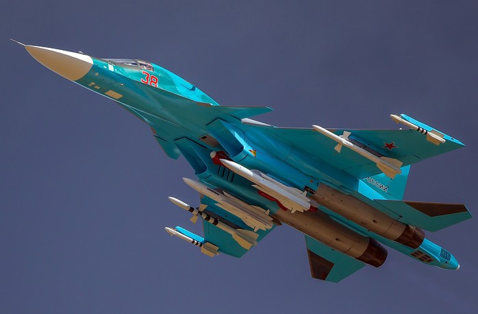  Su-34 Dimensions. Engine. The weight. story. Range of flight. Service ceiling