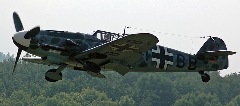  Messerschmitt Bf 109 (Yo-109) Dimensiones. Motor. El peso. Historia. rango de vuelo