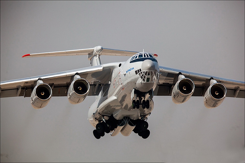  IL-76 发动机. 重量. 历史. 飞行范围. 实用的天花板