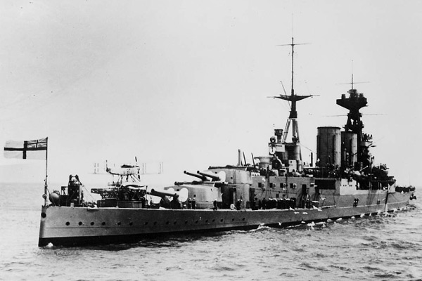 
		自己 - 二战时期的英国战列巡洋舰