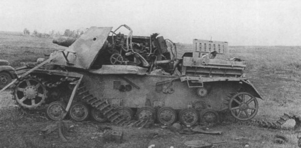 
		IV «Бруммбэр» - cañones autopropulsados ​​alemanes de asalto calibre 150 mm