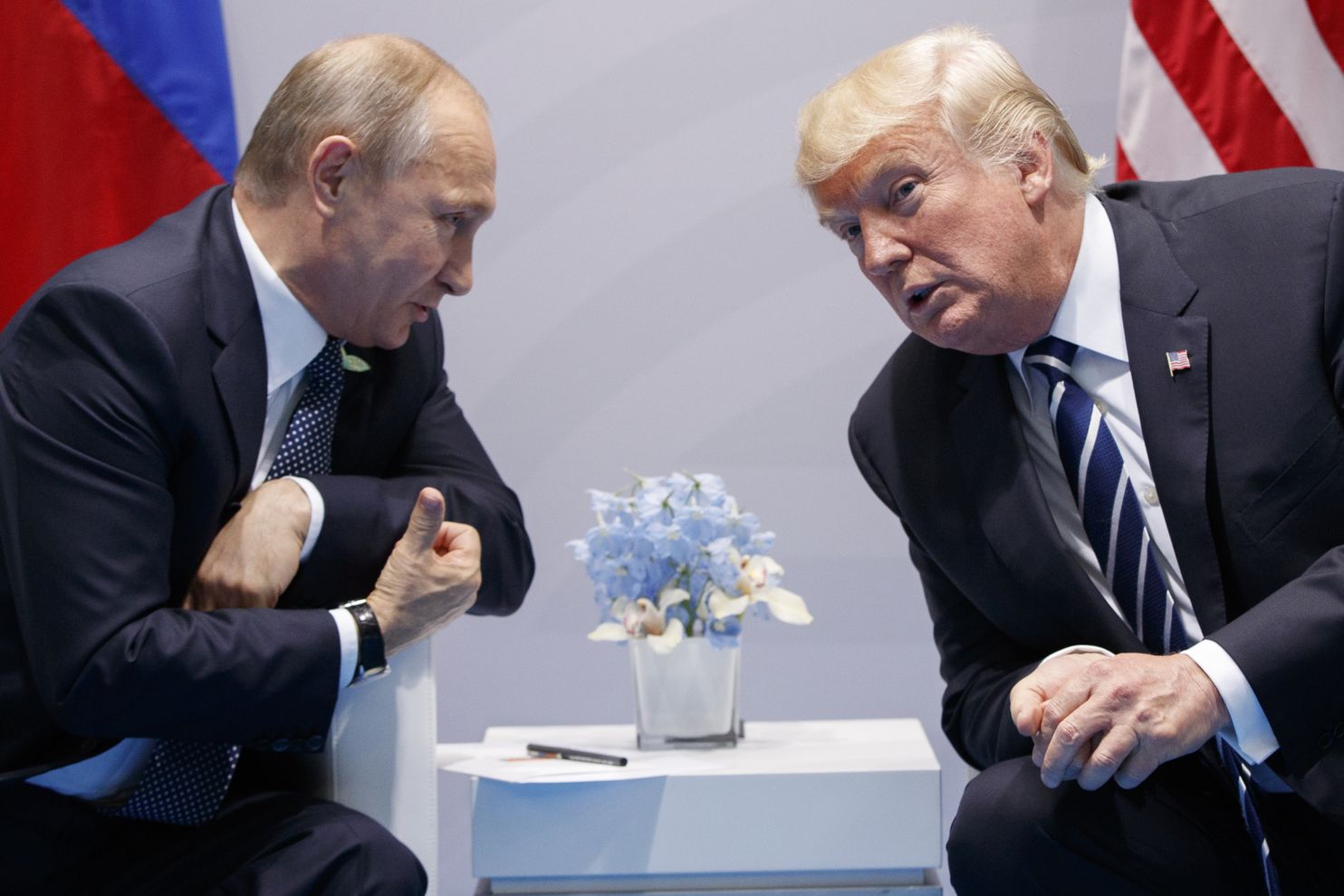 The Washington Post: Отдаст ли Трамп победу в Сирии Путину? 