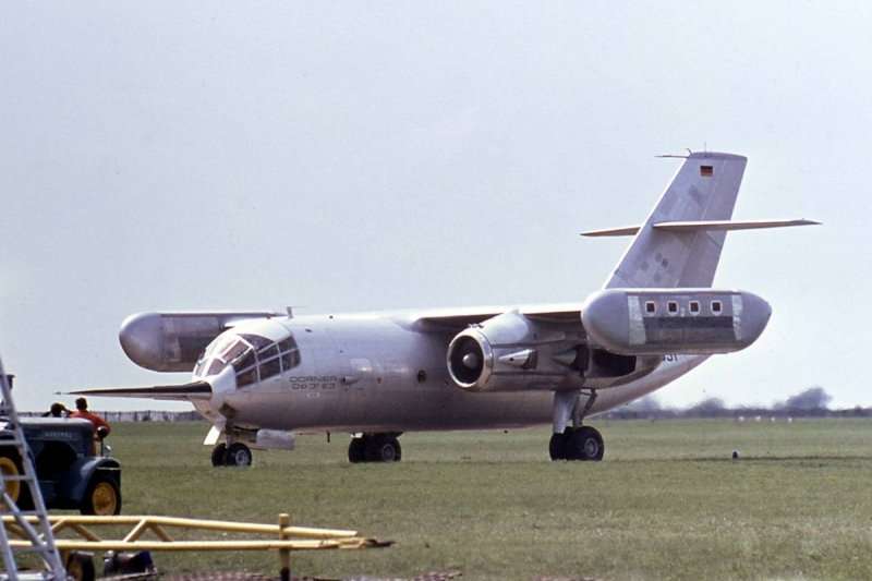 Dornier Do.31: транспортный самолёт вертикального взлёта и посадки 