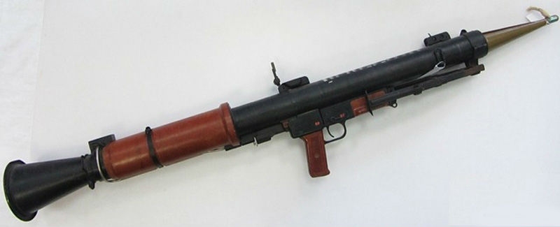 
		RPG-16 «Un souffle» - lance-grenades antichar manuel