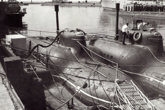 
		Сверхмалые подводные лодки проекта 865 «Пиранья»