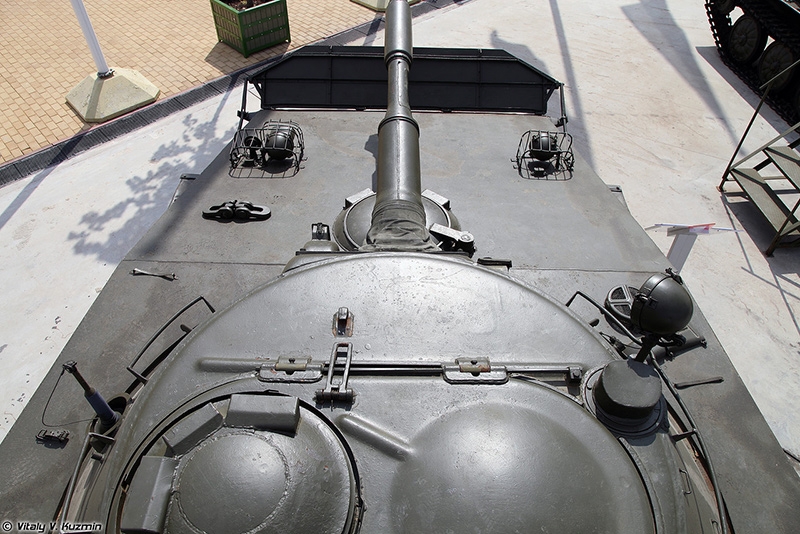  PT-76 Tank Engine. The weight. dimensions. armor. story