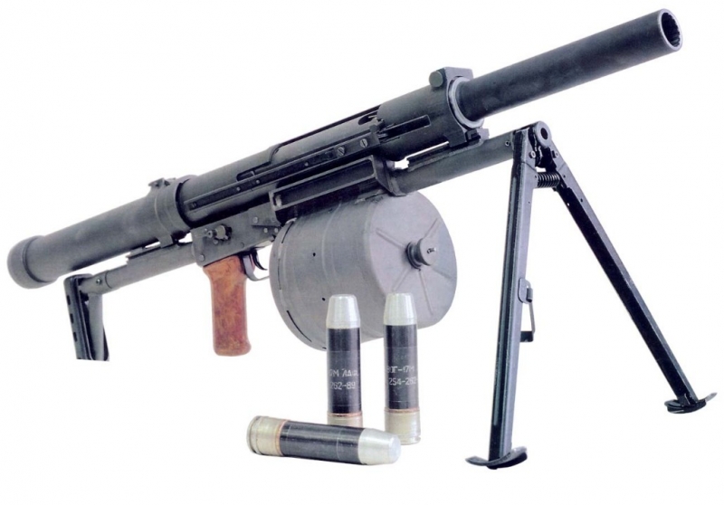 
		TKB-0249 «Арбалет» - lance-grenades à main