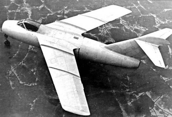  Ла-15 Размеры. Двигатель. Вес. История. Дальность полета. Практический потолок