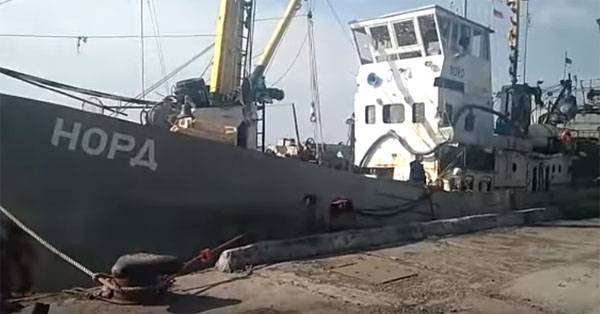 Украина приняла решение отпустить членов экипажа судна "Норд"