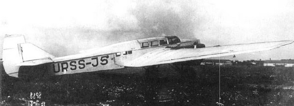 
		R-6 (ANT-7) 方面. 引擎. 重量. 历史. 飞行范围