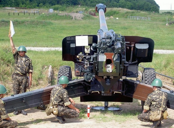 
		«Msta-B» (2A65) - 牵引榴弹炮口径 152 毫米