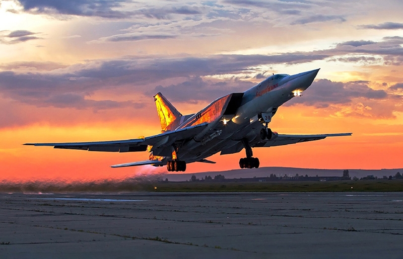  Ту-22М3 Размеры. Двигатель. Вес. История. Дальность полета. Практический потолок