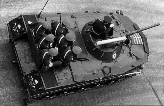  BMD-1 TTH, 视频, 一张照片, 速度, 盔甲