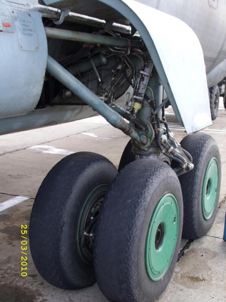  AN-12 Engine. The weight. story. Range of flight. Service ceiling